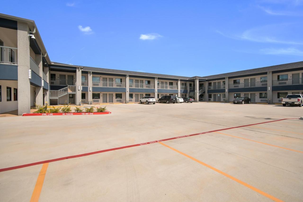 Americas Best Value Inn & Suites Ne Houston Downtown I-610 Esterno foto
