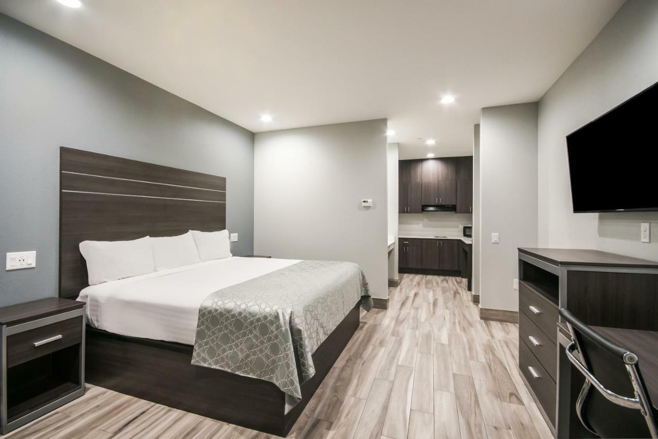 Americas Best Value Inn & Suites Ne Houston Downtown I-610 Esterno foto
